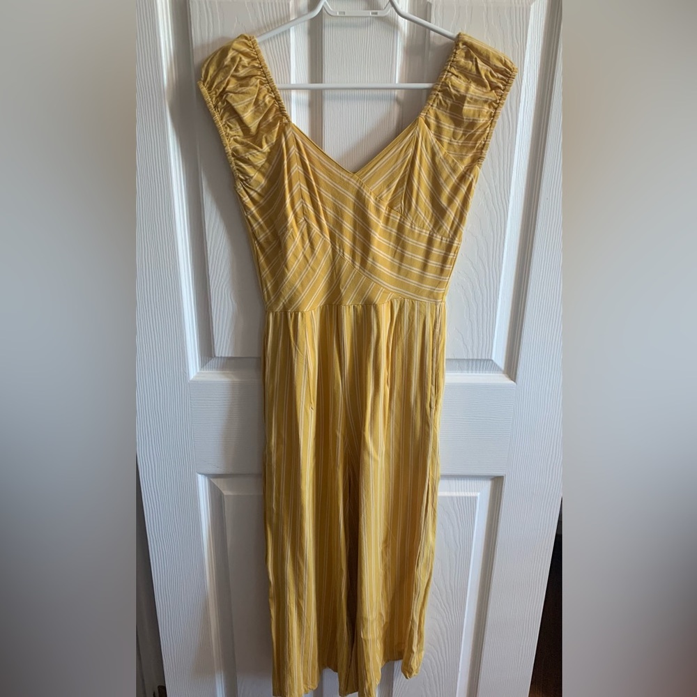 💎4/$40 Wide leg yellow jumpsuit💎